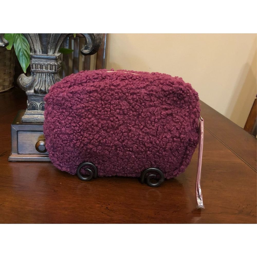 IPSY - Cosmetic Bag in Plum Faux Fur - BAG ONLY. New, never used. NWOT!￼ - Picture 9 of 9